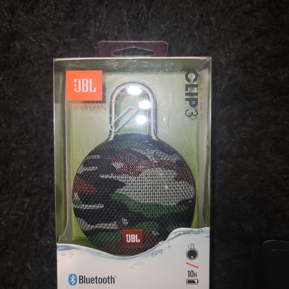 JBL Green and Brown Headset with Clip Attachment